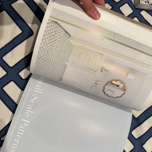 Schumacher Book of Wallcoverings - Picture 3 of 4